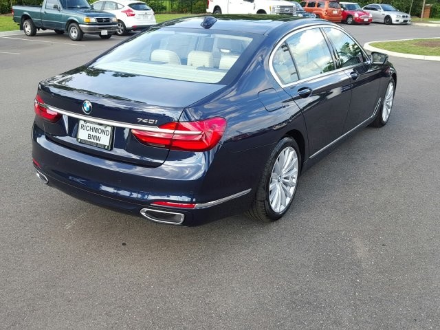 2018 BMW 7 Series 740i