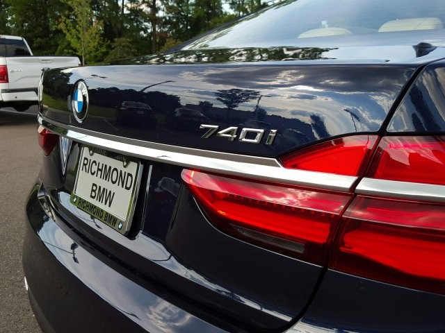 2018 BMW 7 Series 740i