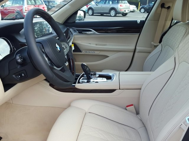 2018 BMW 7 Series 740i