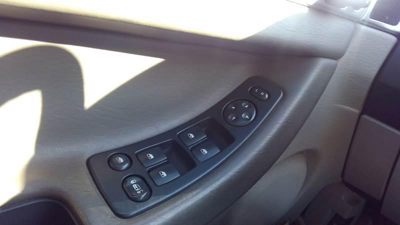 2004 Chrysler Pacifica 2004.5 4dr Wgn AWD