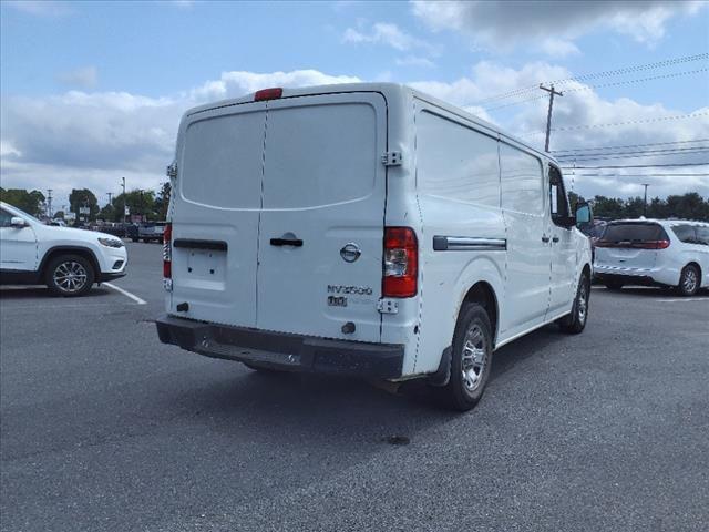 2015 Nissan 2500 SV V6