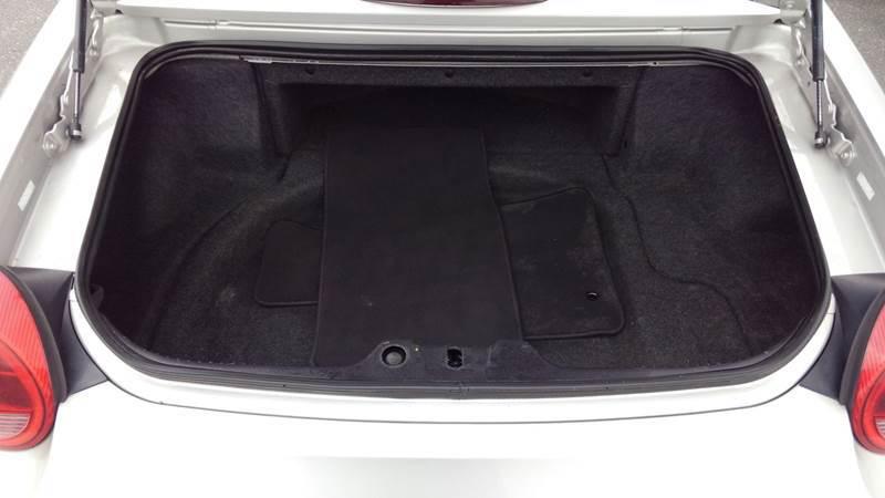 2005 Ford Thunderbird Deluxe/Premium/50th Anniversary