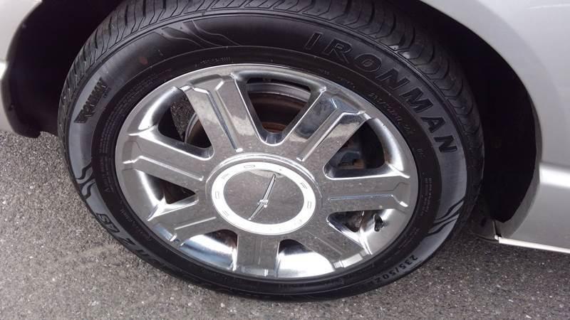 2005 Ford Thunderbird Deluxe/Premium/50th Anniversary