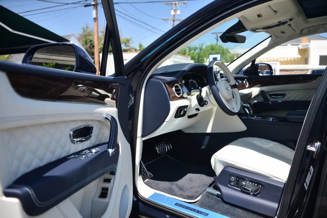2018 Bentley Bentayga Onyx Edition