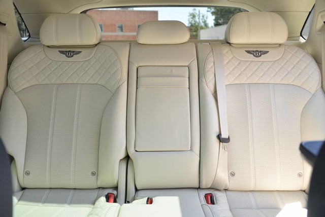2018 Bentley Bentayga Onyx Edition
