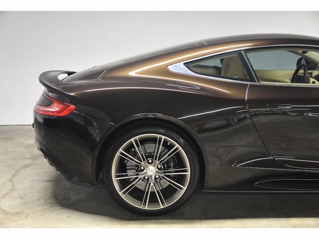 2014 Aston Martin Vanquish 2dr Cpe