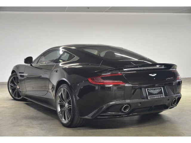 2014 Aston Martin Vanquish 2dr Cpe