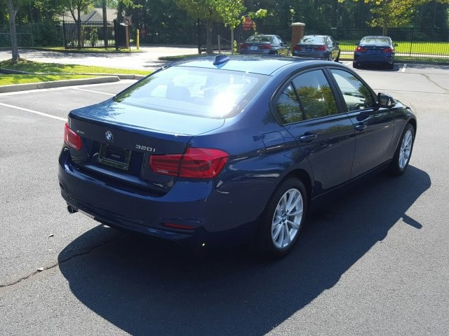 2017 BMW 3 Series 320i xDrive