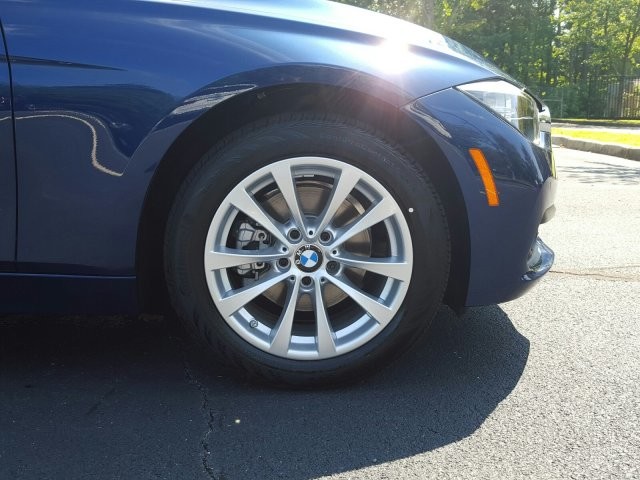 2017 BMW 3 Series 320i xDrive