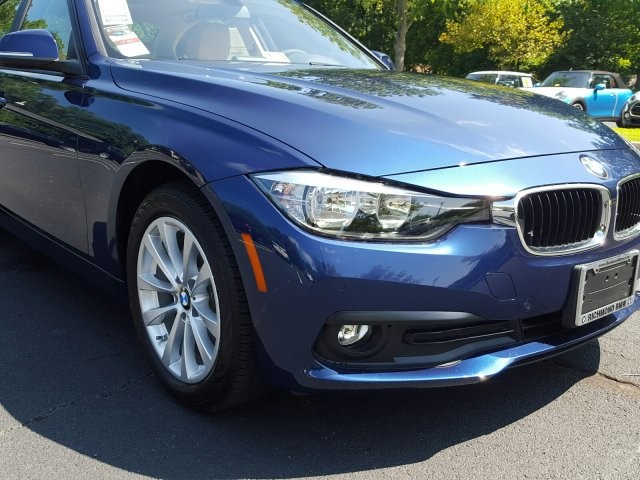 2017 BMW 3 Series 320i xDrive