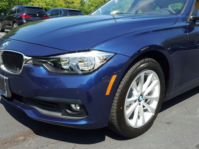 2017 BMW 3 Series 320i xDrive
