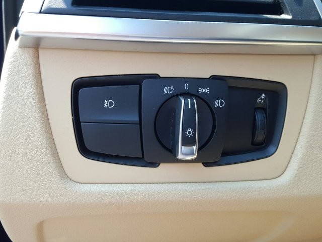 2017 BMW 3 Series 320i xDrive