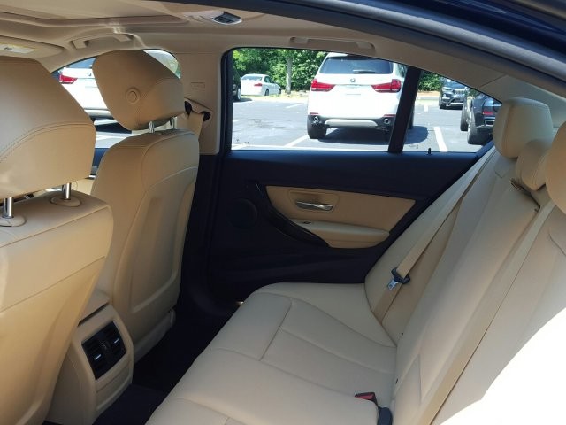 2017 BMW 3 Series 320i xDrive