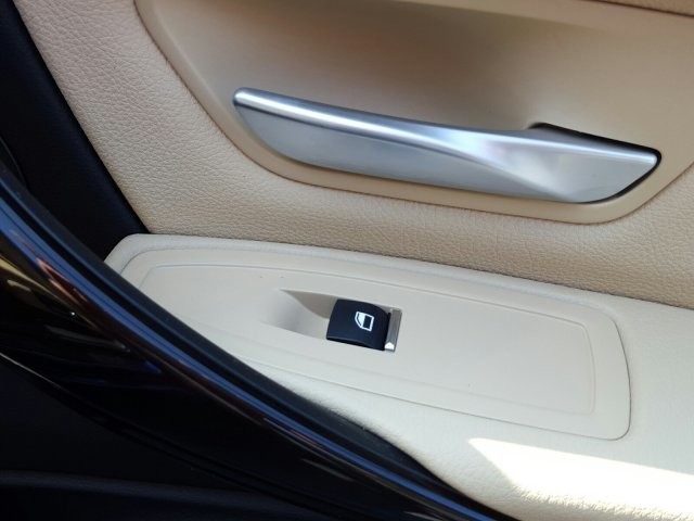 2017 BMW 3 Series 320i xDrive