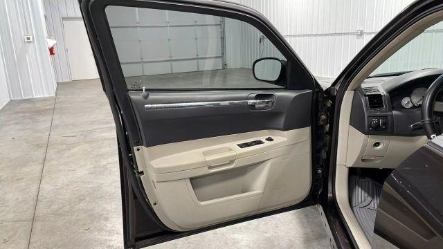 2005 Chrysler 300 Touring