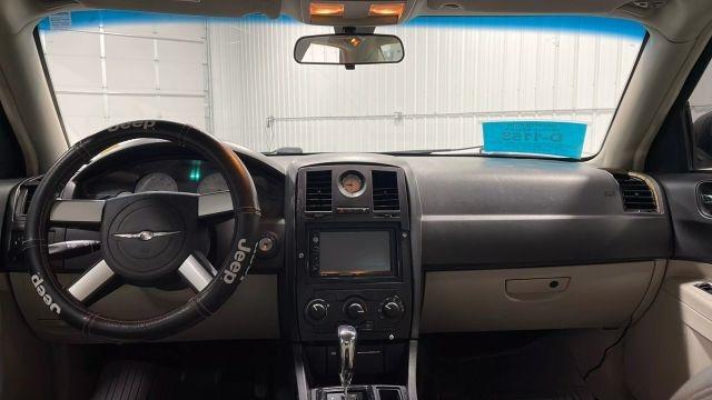2005 Chrysler 300 Touring