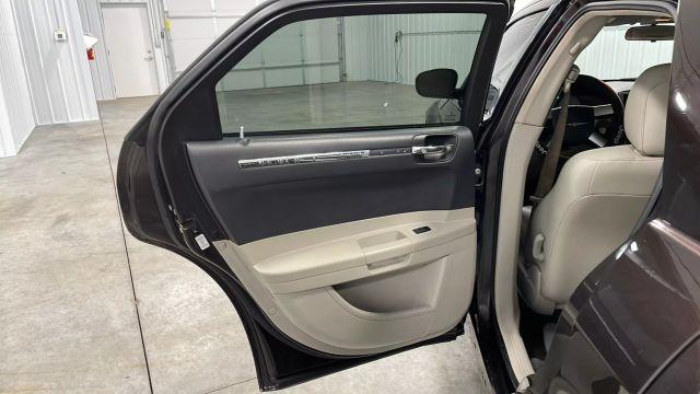 2005 Chrysler 300 Touring