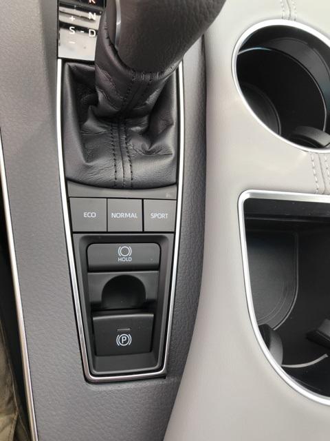 2019 Toyota Avalon XLE