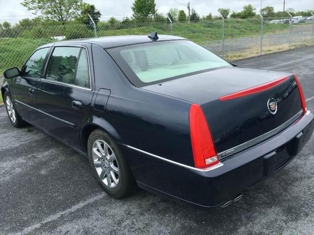2009 Cadillac DTS Standard