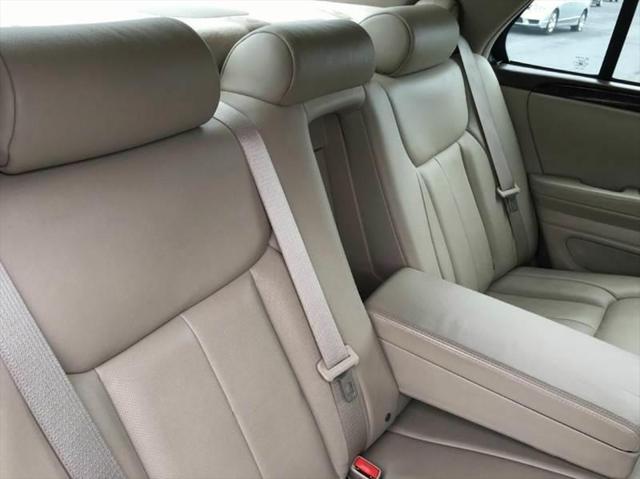 2009 Cadillac DTS Standard