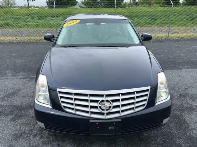 2009 Cadillac DTS Standard