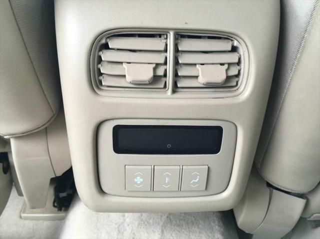 2009 Cadillac DTS Standard