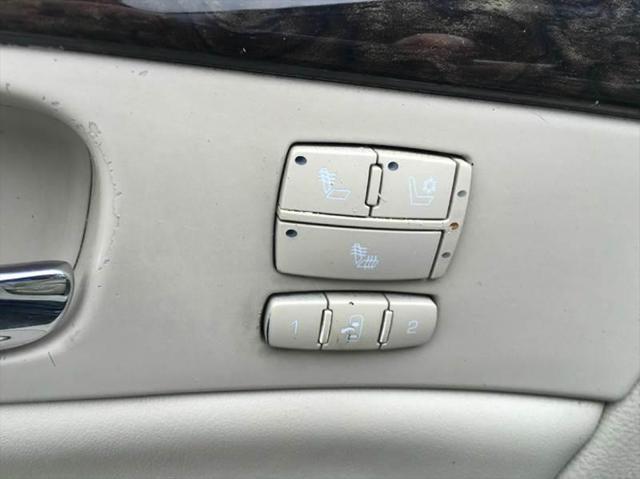 2009 Cadillac DTS Standard