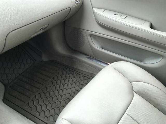 2009 Cadillac DTS Standard