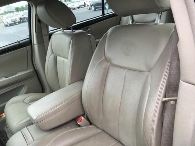 2009 Cadillac DTS Standard