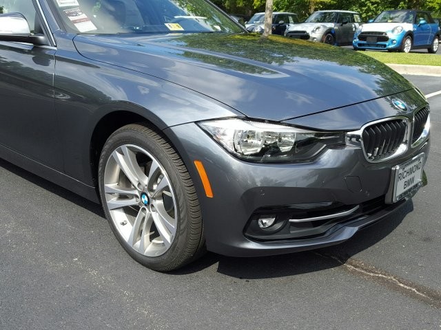 2017 BMW 3 Series 330i