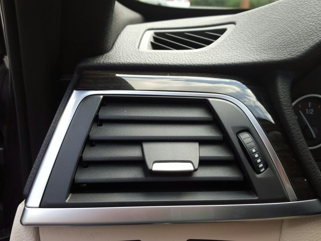 2017 BMW 3 Series 330i