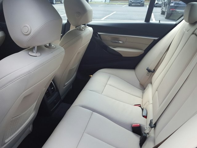 2017 BMW 3 Series 330i