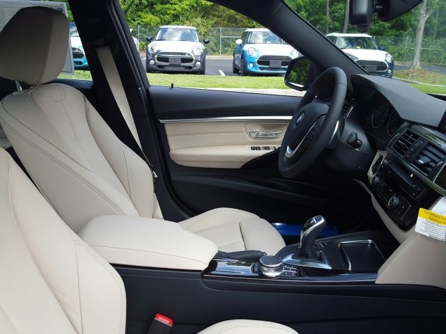 2017 BMW 3 Series 330i