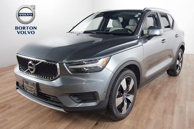 2019 Volvo XC40 T5 Momentum for sale in Golden Valley, MN