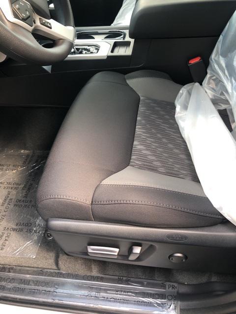 2019 Toyota Tundra SR5 5.7L V8
