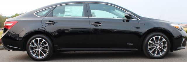 2018 Toyota Avalon Hybrid (Natl)