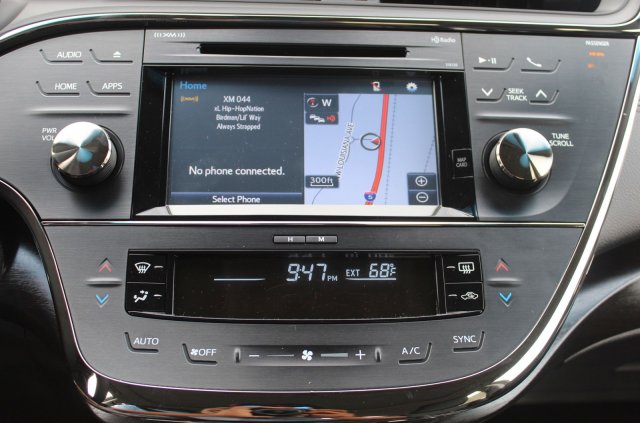 2018 Toyota Avalon Hybrid (Natl)