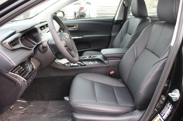 2018 Toyota Avalon Hybrid (Natl)