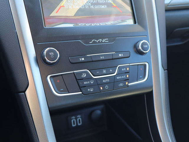 2020 Ford Fusion SE FWD