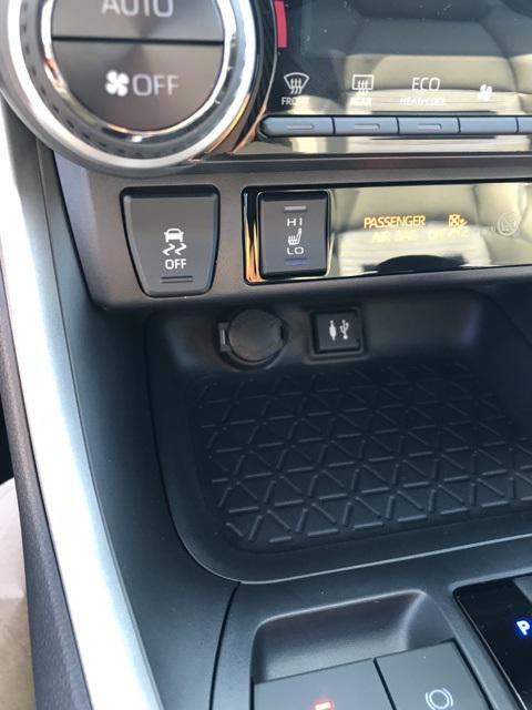 2019 Toyota RAV4 Hybrid XSE