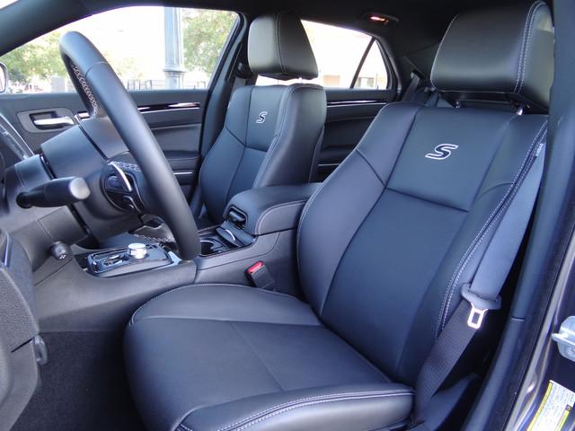 2019 Chrysler 300 300S