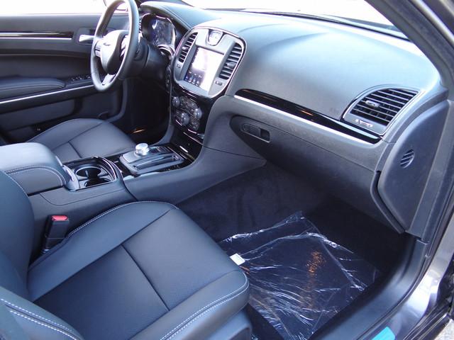 2019 Chrysler 300 300S