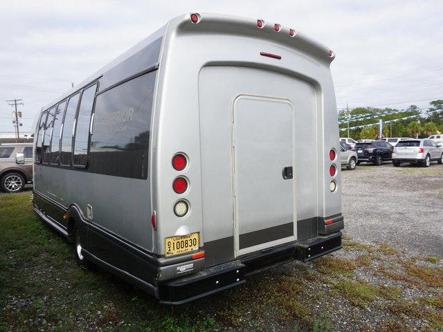 2003 Ford E-450 Cutaway Commercial