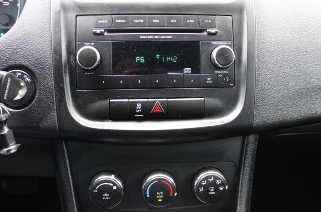2012 Dodge Avenger SE