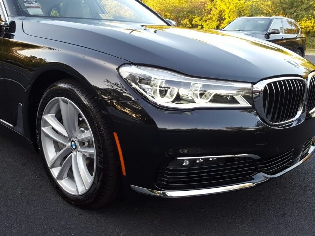 2018 BMW 7 Series 750i xDrive