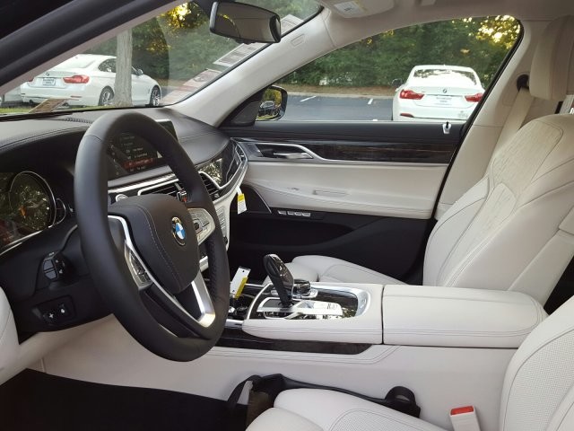 2018 BMW 7 Series 750i xDrive