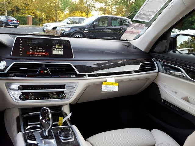 2018 BMW 7 Series 750i xDrive