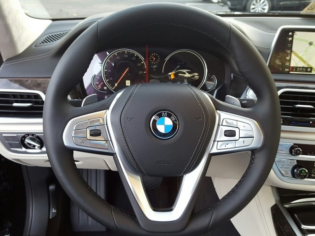 2018 BMW 7 Series 750i xDrive