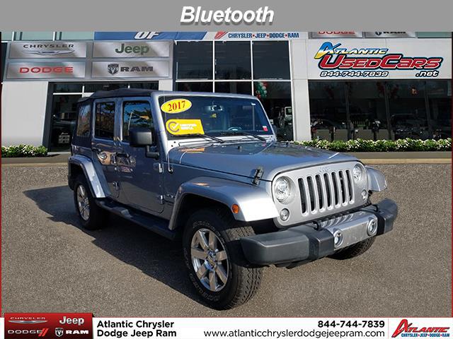 Billet Silver Metallic Clearcoat 2017 Jeep Wrangler Unlimited SAHARA SUV Huntington NY
