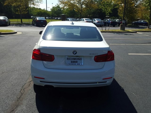 2018 BMW 3 Series 330i